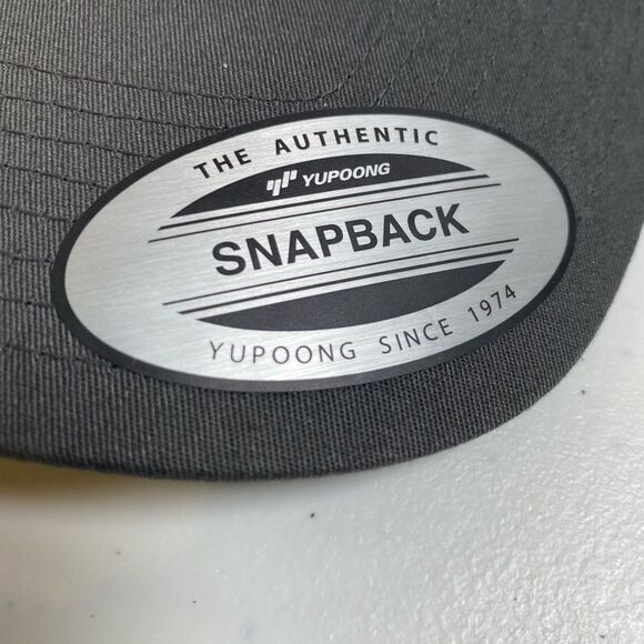 NWT Gray Trucker Hat Black Mesh Idaho/Northwest Sunset Snapback Cap - Picture 5 of 10